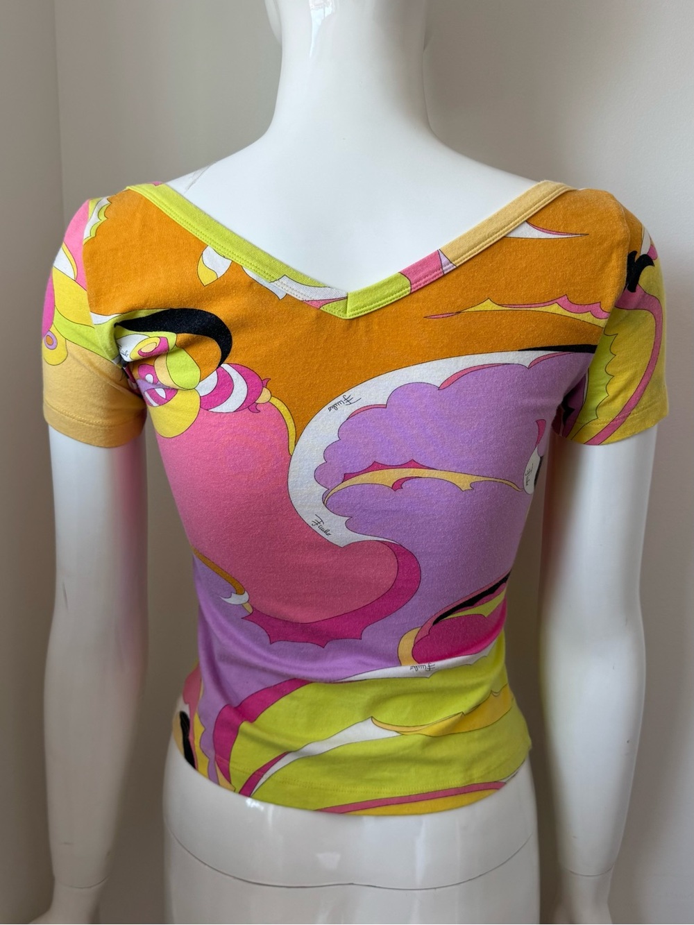 Authentic Emilio Pucci multicolor vintage tshirt - Picture 5 of 10